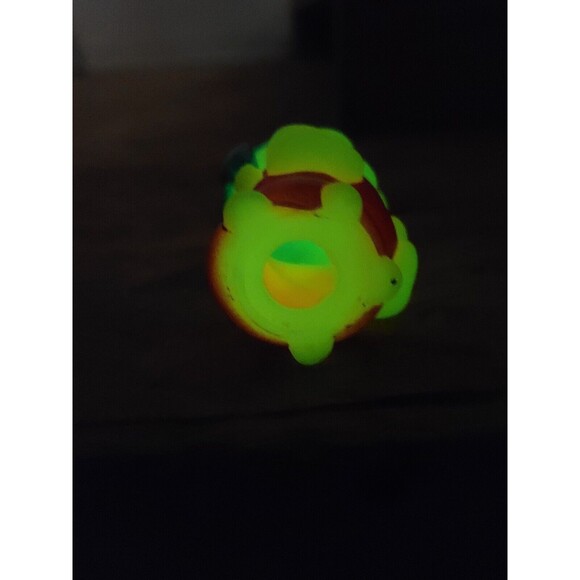 Vintage Playskool Glo Worm Friends SNUGBUG Hasbro Glow 1986 Finger Puppet - Picture 10 of 10